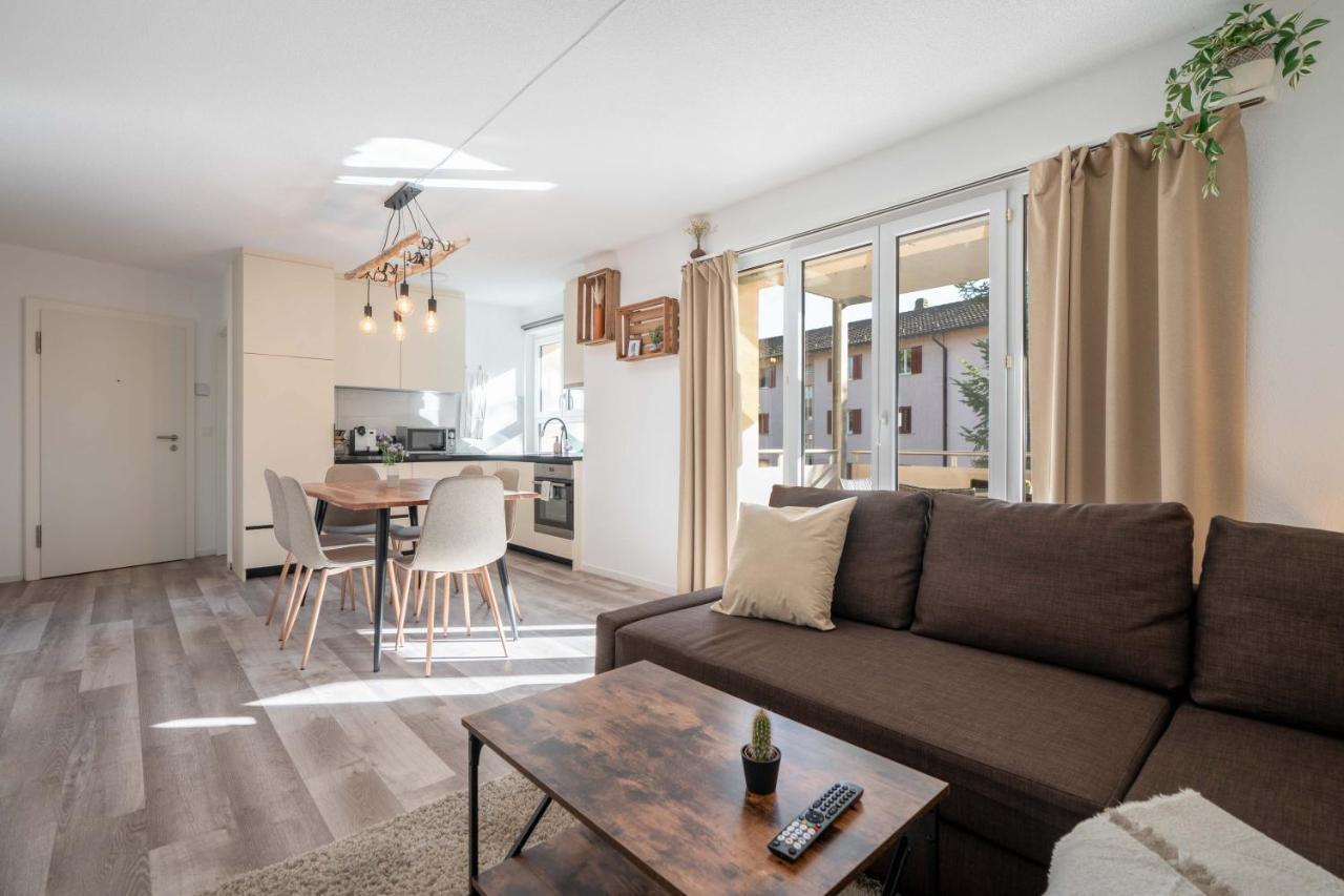 Moderne Wohnung Mit Parkplatz 奥斯特蒙迪根 外观 照片