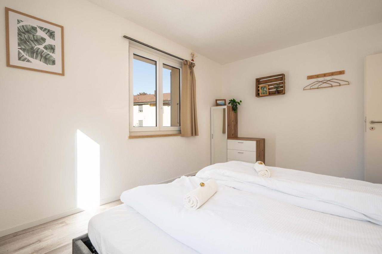 Moderne Wohnung Mit Parkplatz 奥斯特蒙迪根 外观 照片