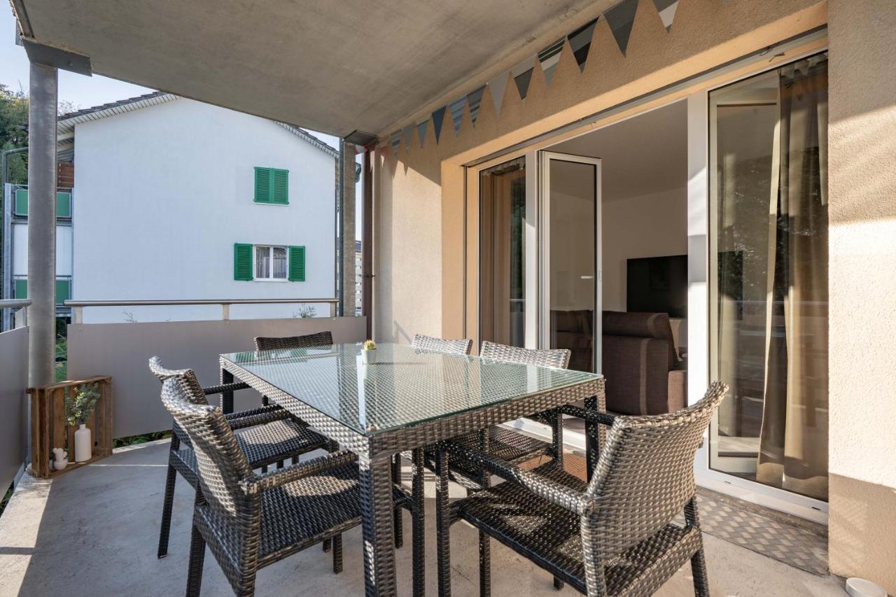 Moderne Wohnung Mit Parkplatz 奥斯特蒙迪根 外观 照片